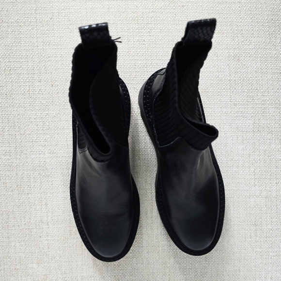 DOLCE VITA Hoven Boots Women's Black Platform Chelsea Lug Combat Size 8.5 NWT - Picture 8 of 12